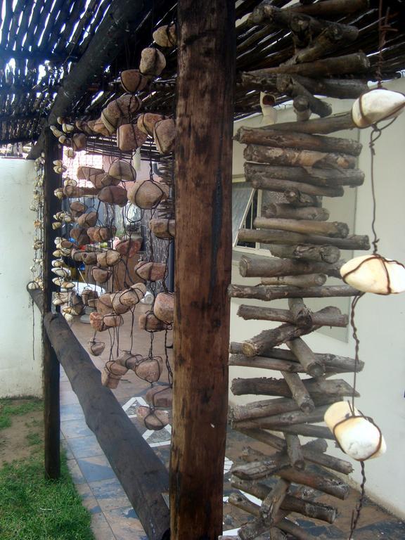 44 On Ennis Guest Lodge And Restaurant - No Load Sheddding Ermelo Exteriör bild